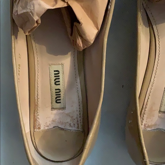 MIU MIU Patent Leather Bow Accents Ballet Flats! - Picture 2 of 12